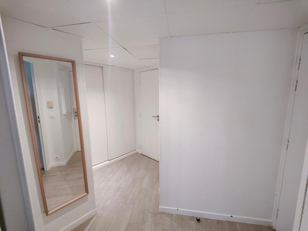 Incroyable T2 La Defense - Parking Gratuit Appartement Courbevoie Buitenkant foto